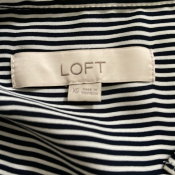 Ann Taylor Loft blue and white striped blouse - Picture 7 of 7